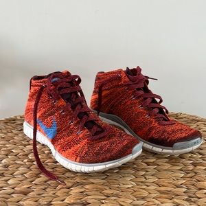 LIKE NEW Men’s Nike Flyknit Chukka Orange and Blue (US 9)